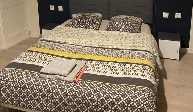 Cozy Apartment / Beaumont