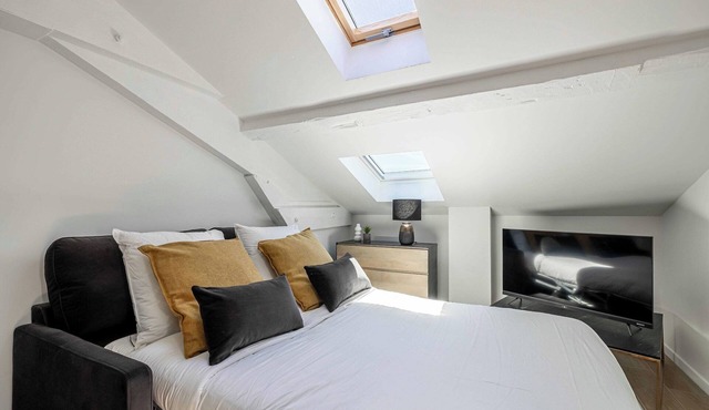 Cozy apartment - Bright skylight - Cannes center