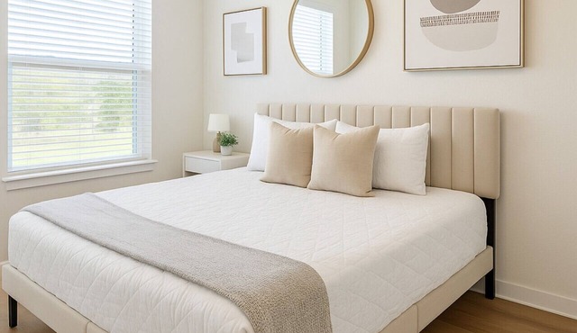 Cozy apartment by Pecan Park, Texoma Med, & More!