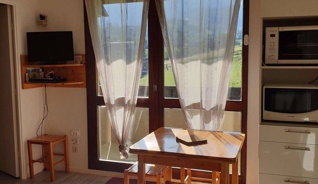 Cozy apartment in Villard-de-Lans, skiing and tennis