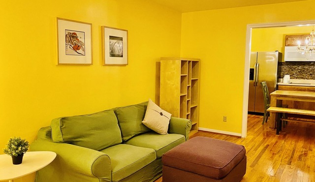Cozy apartment/guest house near medical center