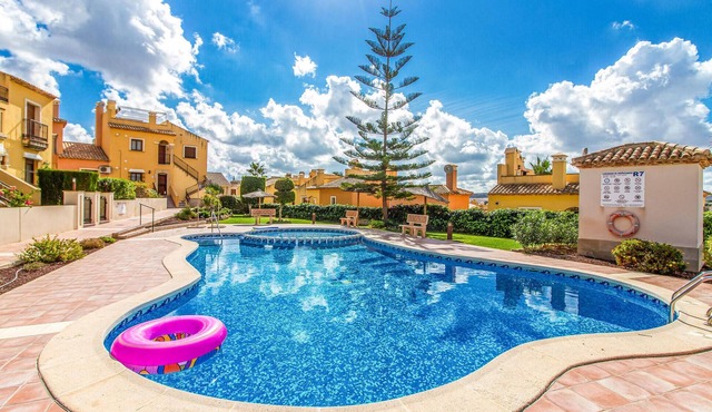 Cozy apartment in Algorfa