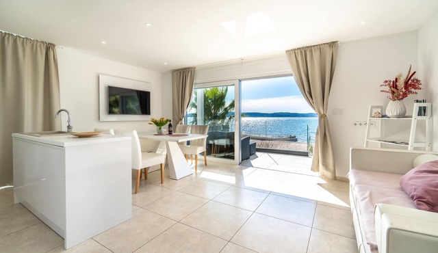 Cozy apartment in Bibinje with house sea view