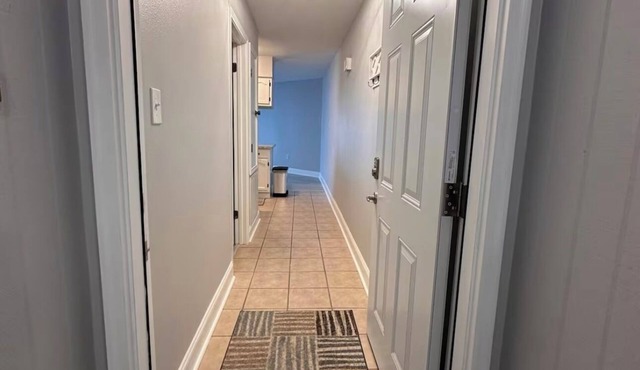 Cozy Apartment in Chalmette, La. Only a few miles away from downtown N.O.