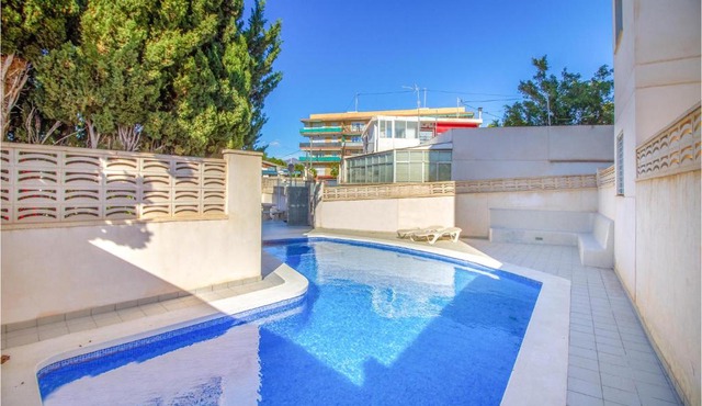 Cozy Apartment In El Campello With Wifi