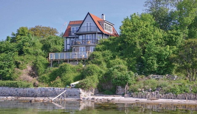 Cozy apartment in Faaborg with WiFi