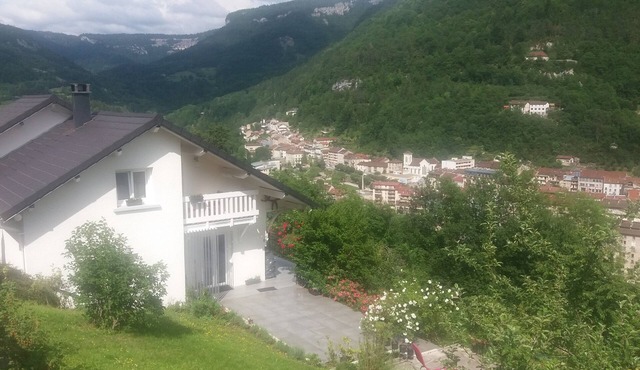 cozy apartment in detached house