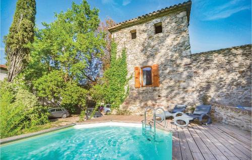 Cozy Apartment In Les Salles-Du-Gardon