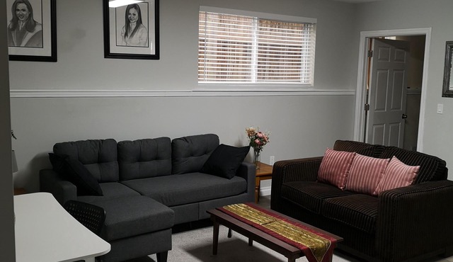 Cozy apartment in London, Ontario Canada