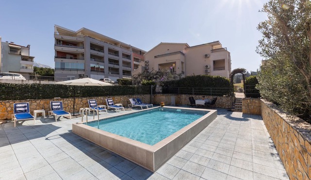 Cozy apartment in Makarska