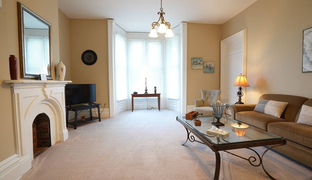 Cozy Apartment in Maysville KY - Apt A