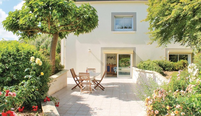 Cozy apartment in Muzillac with WiFi