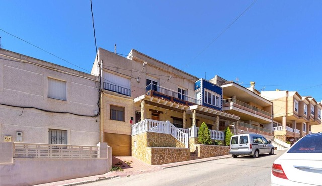Cozy Apartment in Orihuela with WiFi