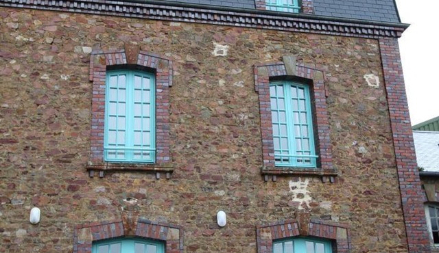 Cozy Apartment in Périers - 2 Guests, Pets Allowed, WIFI Available