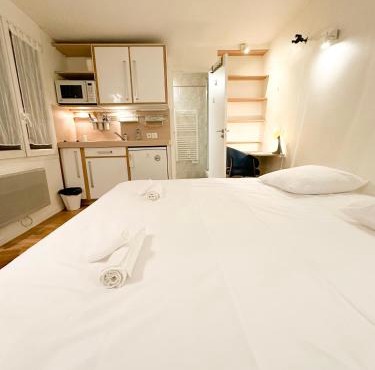 Cozy Apartment in Paris's Latin Quarter