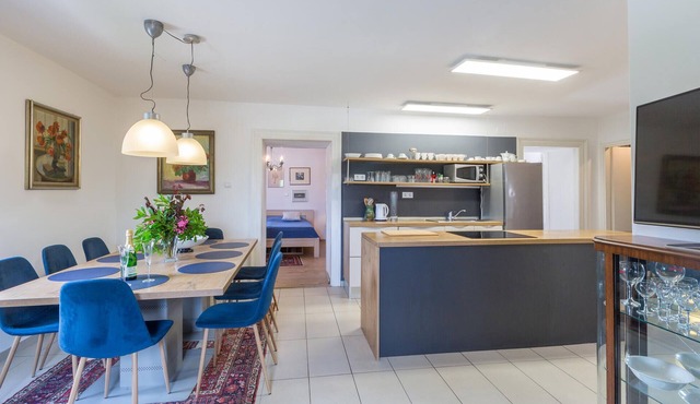 Cozy apartment in Porec with WiFi