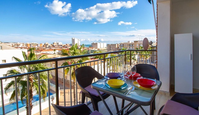 Cozy apartment in Santa Pola with WiFi