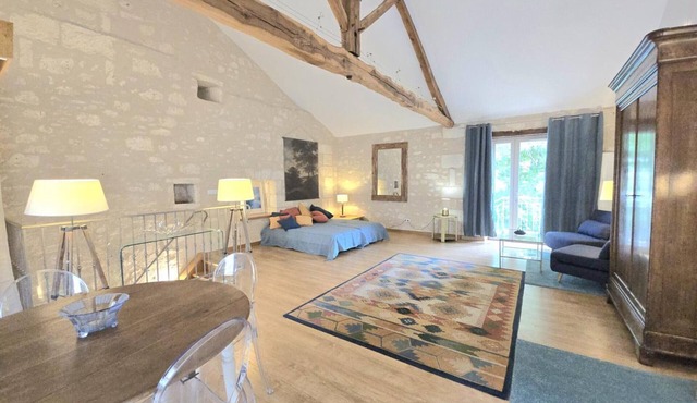 Cozy apartment in the heart of Brantôme, private terrace