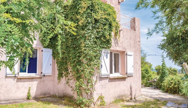 Cozy apartment in Talasani