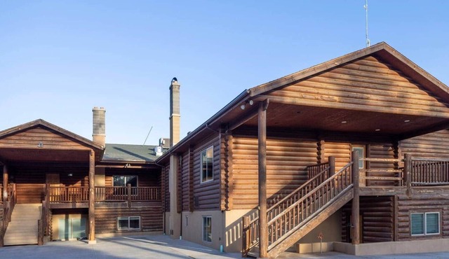 Cozy Apartment in the Beauty of the Black Hills