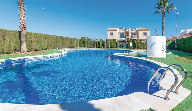 Cozy apartment in Torrevieja with WiFi