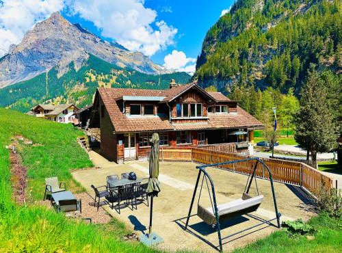 Cozy Apartment in Vintage House in Kandersteg
