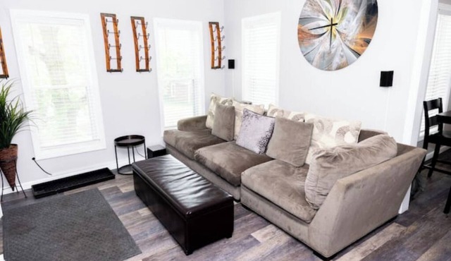 Cozy Apartment in Watertown