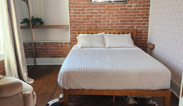 Cozy apartment just off the square in historic downtown Galesville.