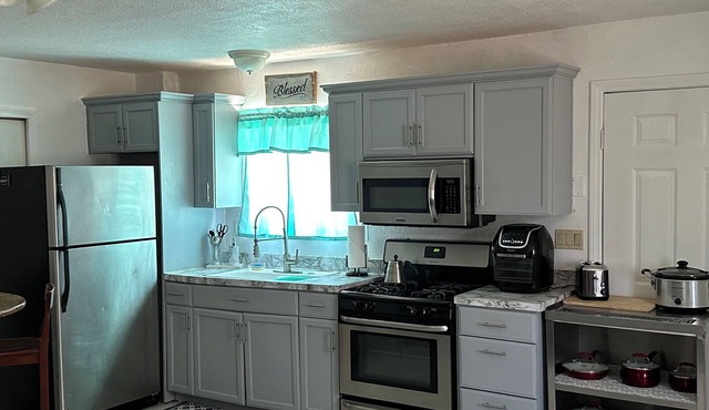 Cozy Apartment located centrally between Los Angeles and Las Vegas!