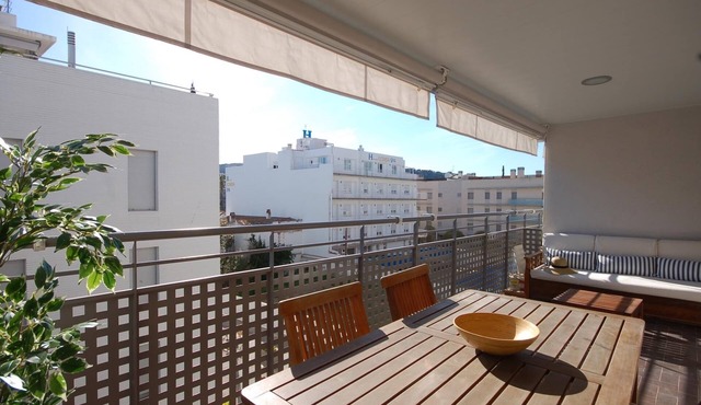 COZY APARTMENT NEAR BEACH TOSSA