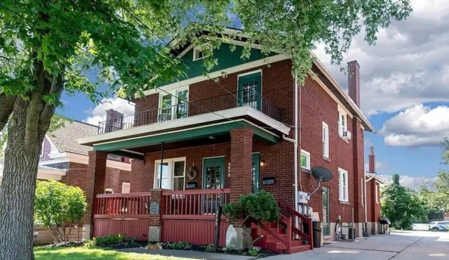 Cozy apartment near downtown