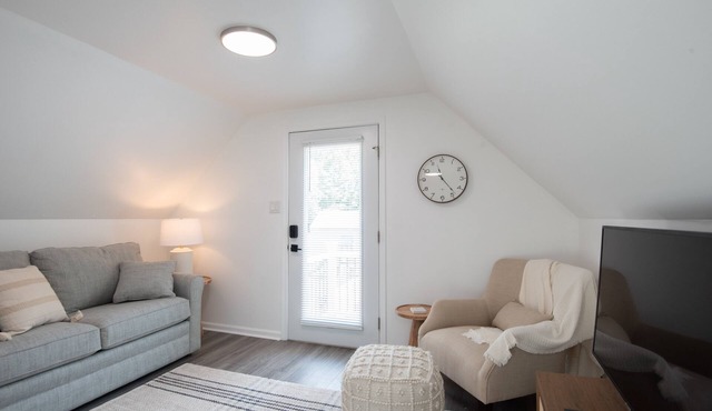 Cozy apartment on Amish Farm