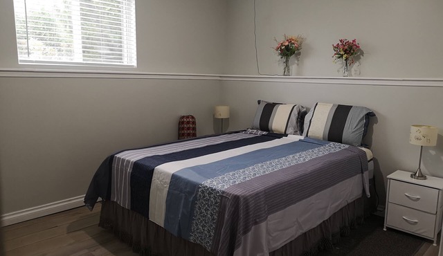 Cozy Apartment Unit, 1200 sq. Fanshaw College & Western University.