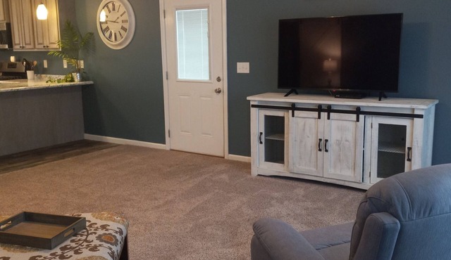 Cozy Apartment with all the amenities you could want.