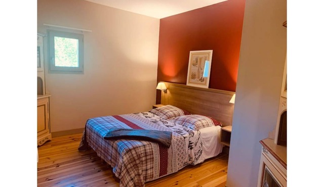 Cozy apartment with Nadège and Raphaël