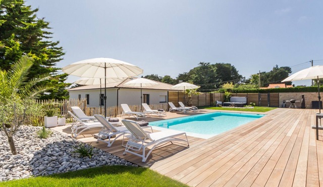 Cozy Apartments with Pool, SPA & Beach Access