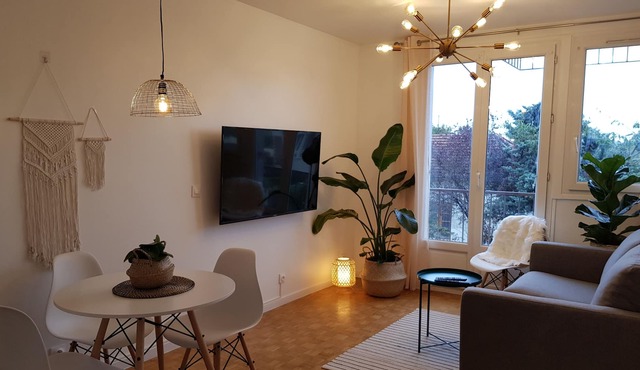 Cozy Appt F2 10mn from La Defense, 15mn from Paris center