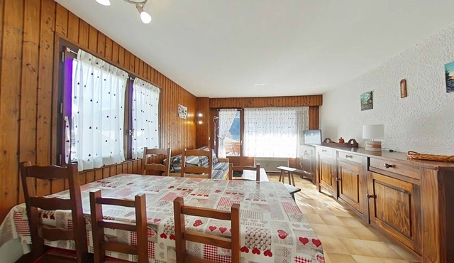 Cozy apt 3 rooms, 6 ppl, parking, near center, Le Grand-Bornand