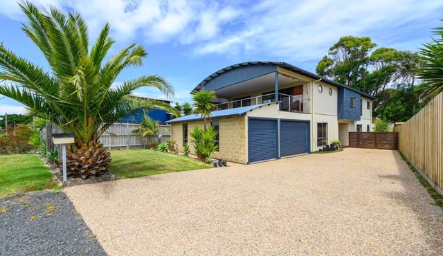 Cozy at the Cape - Family favourite, pet-friendly house by the beach!