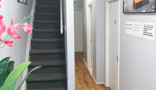 Cozy B&B in welcoming Brooklyn with WiFi, AC