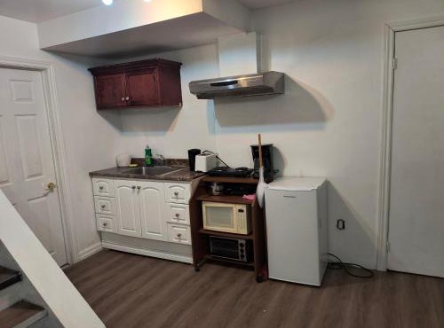 Cozy Bachelor Apartment at Trillium