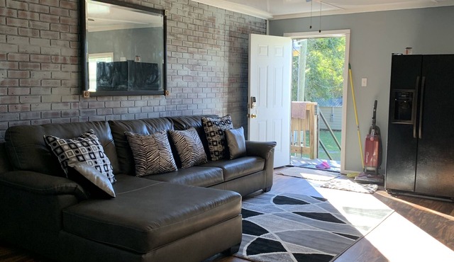 Cozy barn apartment great for travel nurses in South Mississippi Gulf Coast area
