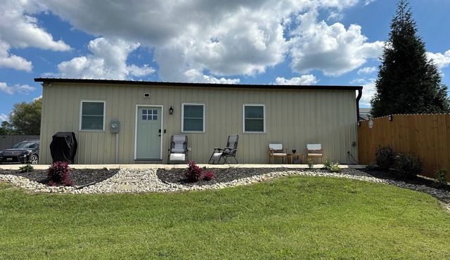 Cozy Barndominium Guest Home