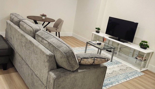 Cozy Basement Apartment