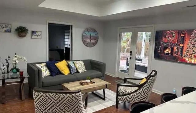 Cozy basement in Alpharetta