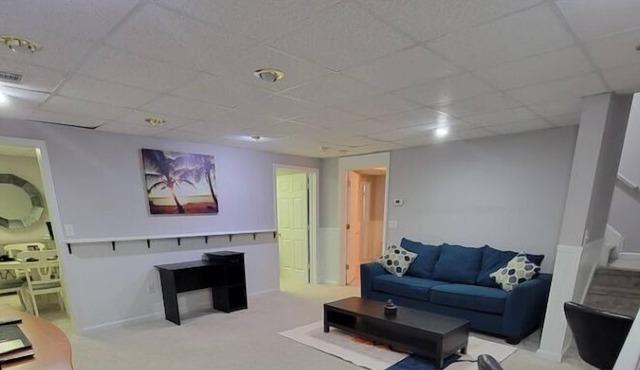Cozy Basement, Private Entrance-All Welcome!