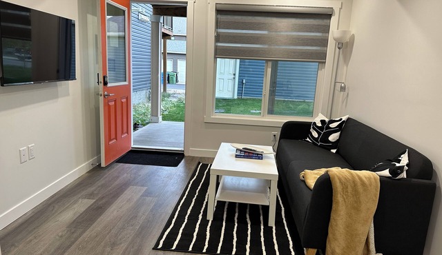 Cozy basement suite with private entrance