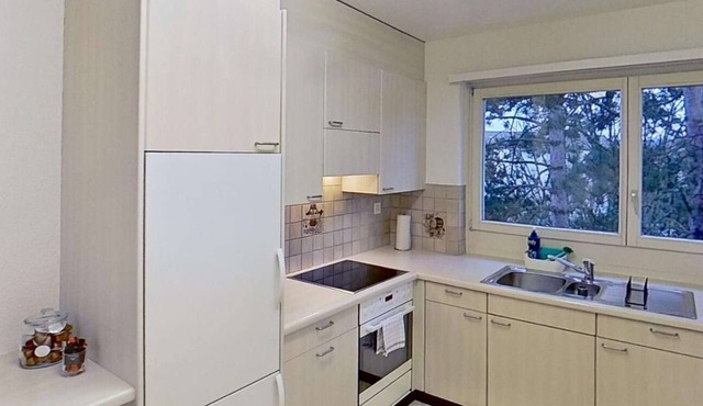 Cozy & Basic 4-Bedroom Stay Near Zurich