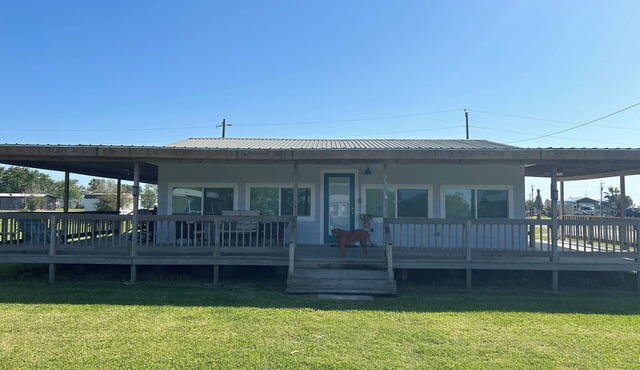 Cozy beach cottage in Magnolia