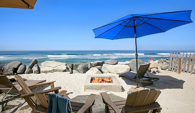 Cozy Beachfront Retreat with Private Spa - 1315-1